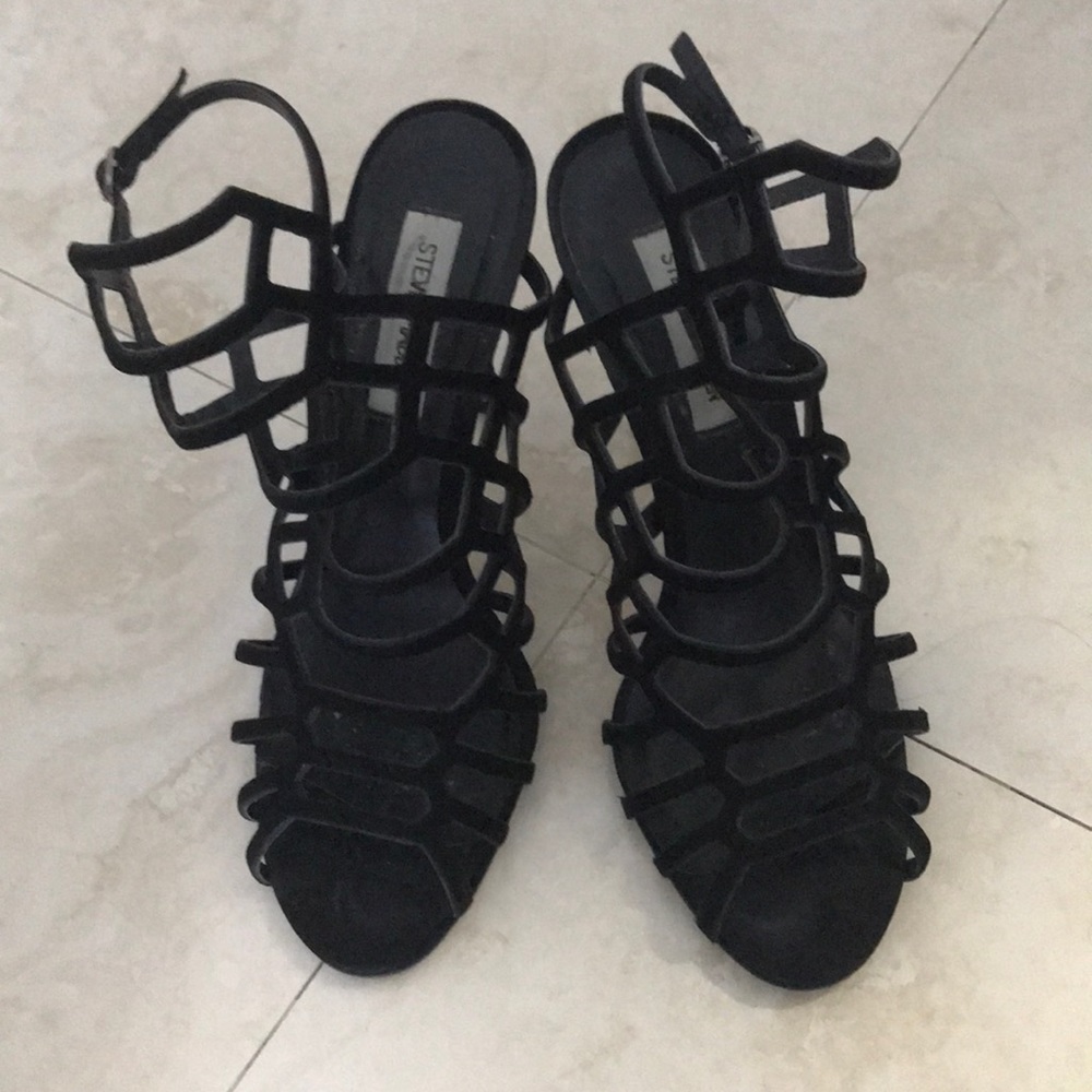 Steve Madden Slithur black suede heels 8.5 M